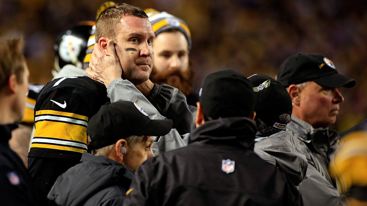 Pittsburgh Steelers starting quarterback Ben Roethlisberger being tested for a concussion