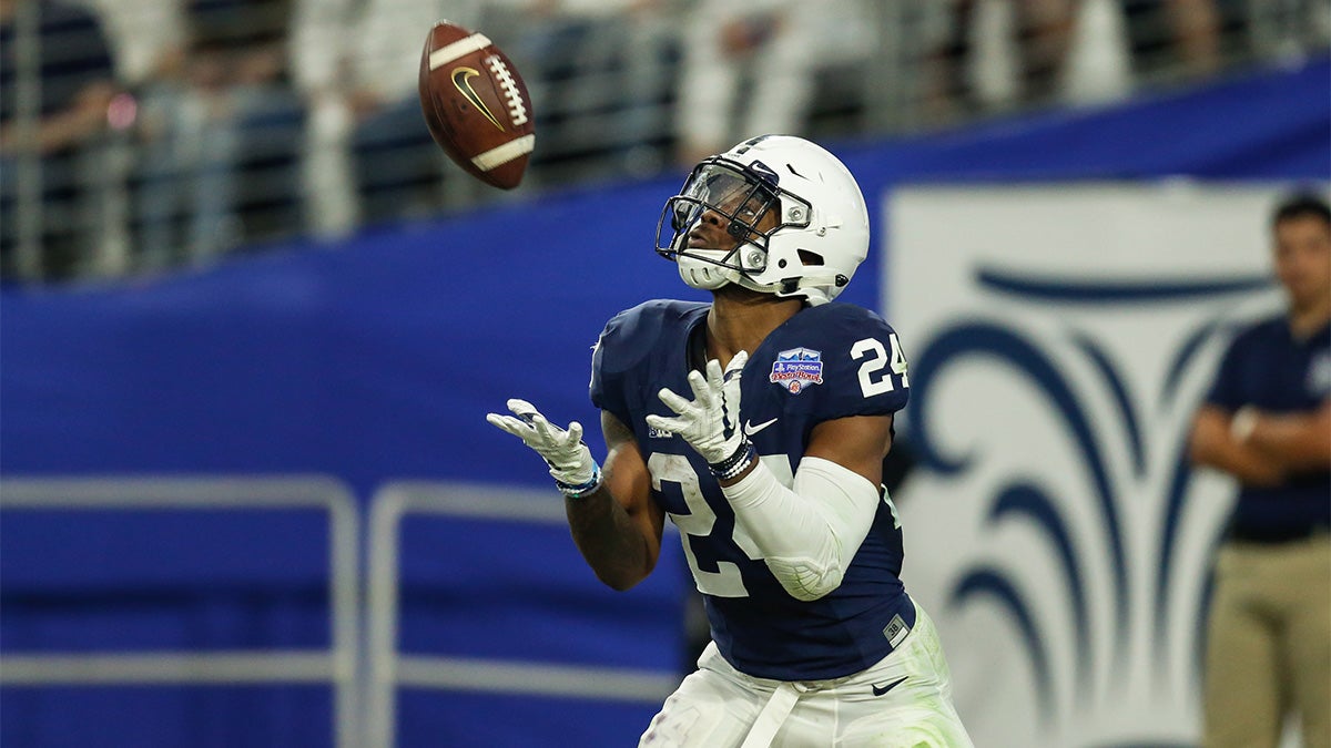 Miles Sanders receives a kickoff for Penn State at the 2017 Fiesta Bowl