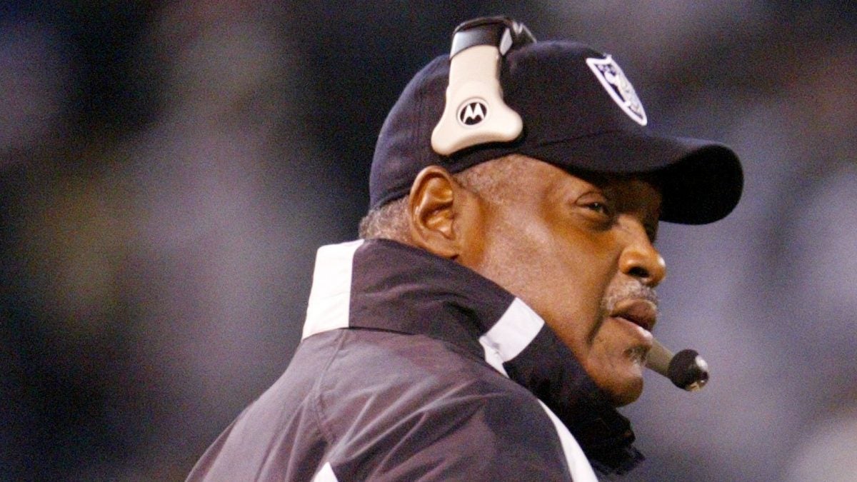 Oakland Raiders Coach Art Shell