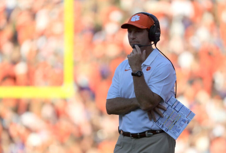 Dabo Swinney supports amateurism